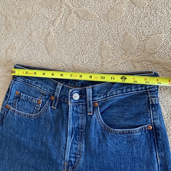 Vintage Levi’s 501s size W27 L28 - Picture 7 of 8